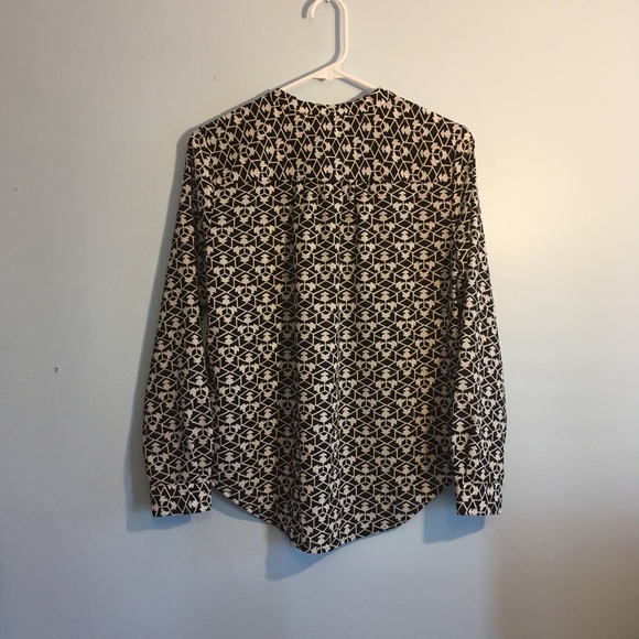 J. Crew Patterned Blouse in XS Petite - Picture 2 of 7